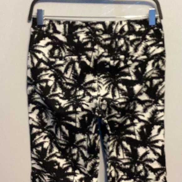 Smart Set black/white palm tree print pants size 2 - Picture 4 of 7